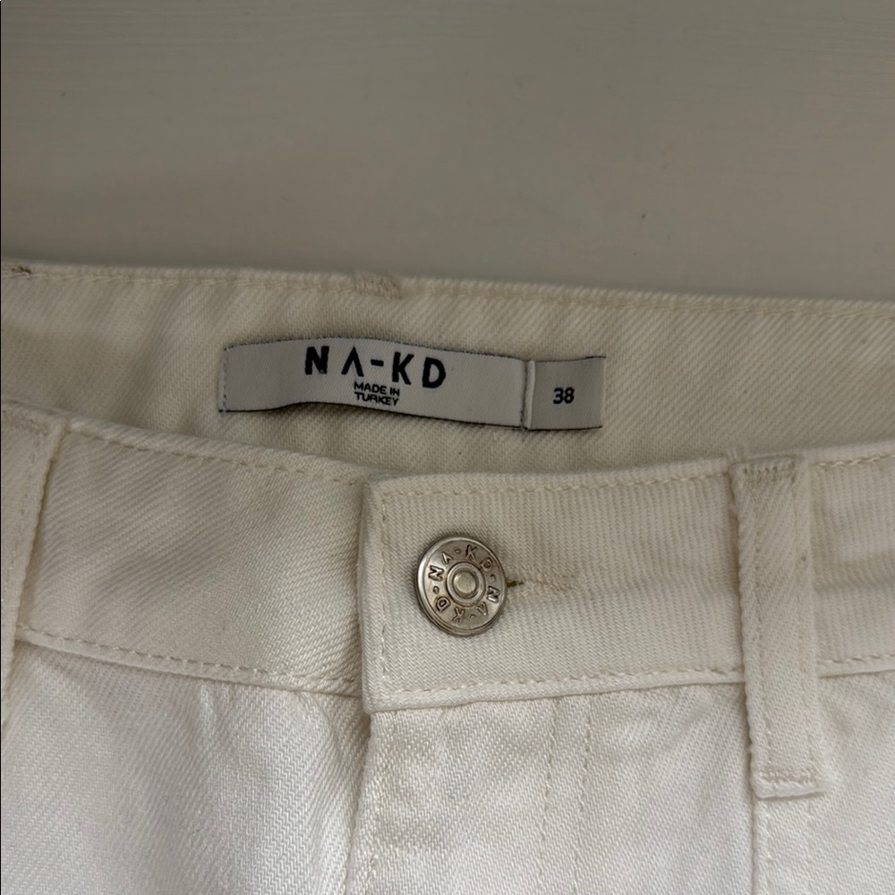 NA-KD White Utility Trousers - Picture 3 of 7